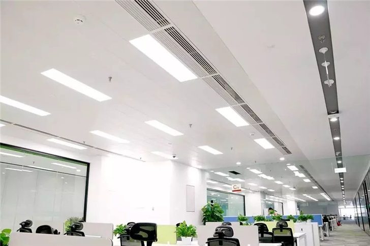 京东总部新大楼“蓝小方”官宣：科技全覆盖的智能办公，下月启用